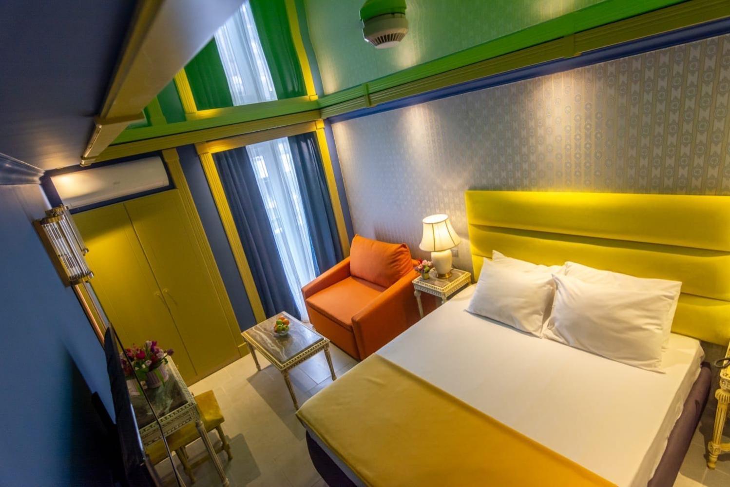 Hotel Craiova By Phoenicia Blue View Olimp Ngoại thất bức ảnh