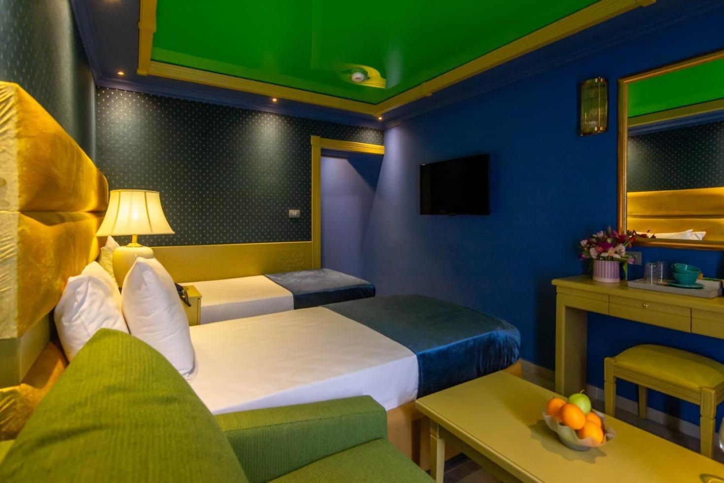 Hotel Craiova By Phoenicia Blue View Olimp Ngoại thất bức ảnh